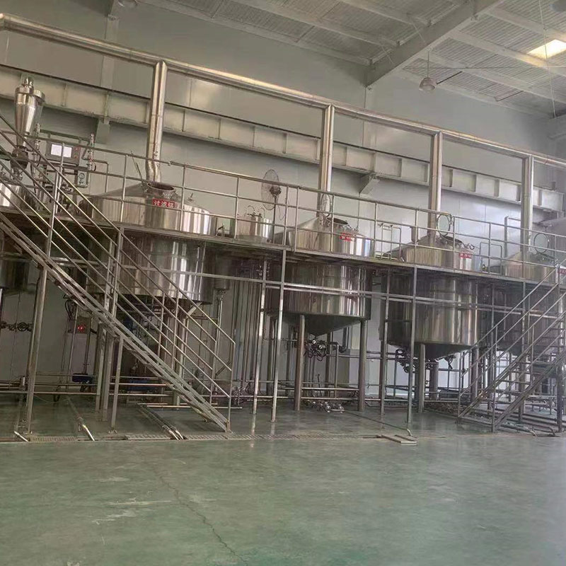 利辛精酿啤酒设备厂—平面布置、设备设计、制造、调试、培训等一条龙服务_COPY